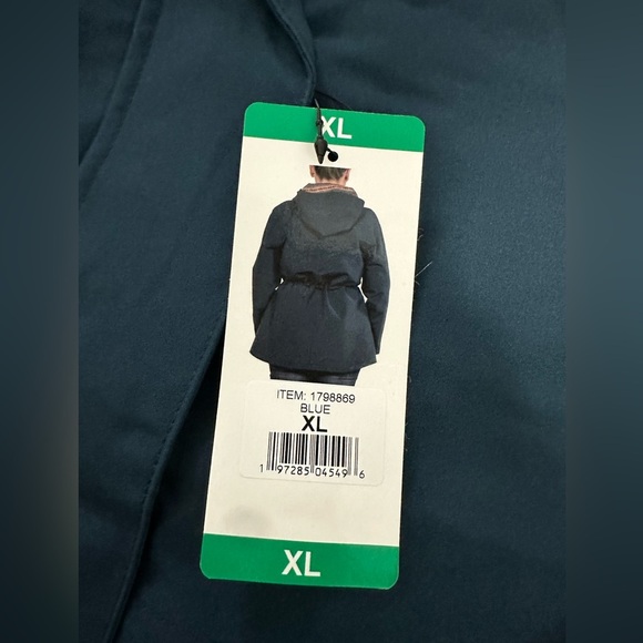 💙 NWT Pendleton Women's Hooded Rain Jacket - Wind Resistant, Waterproof💙 - Picture 10 of 13